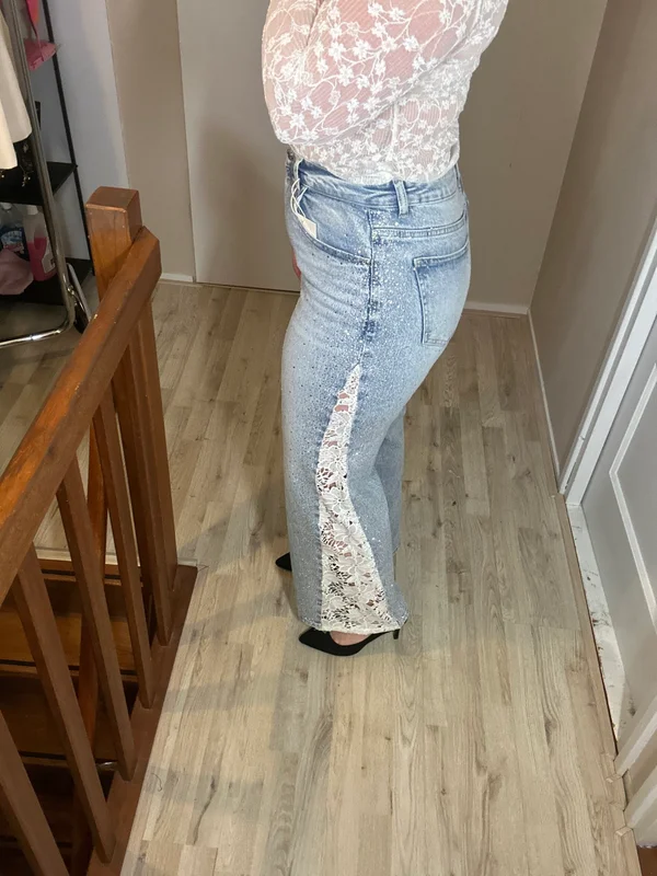 Denim Wide Leg Jeans met Kant & Sparkle – Lichtblauw