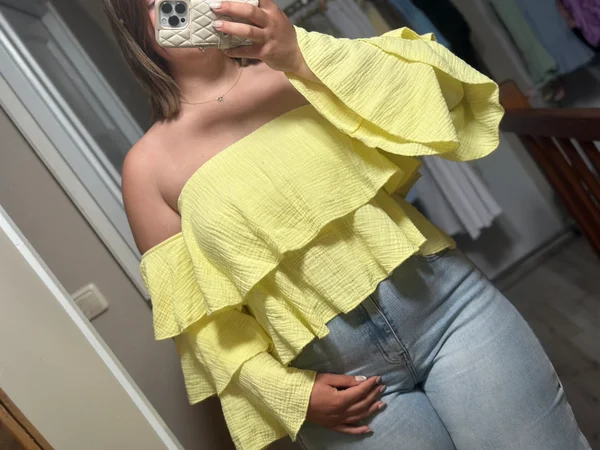 Gele off shoulder top – 100% katoen