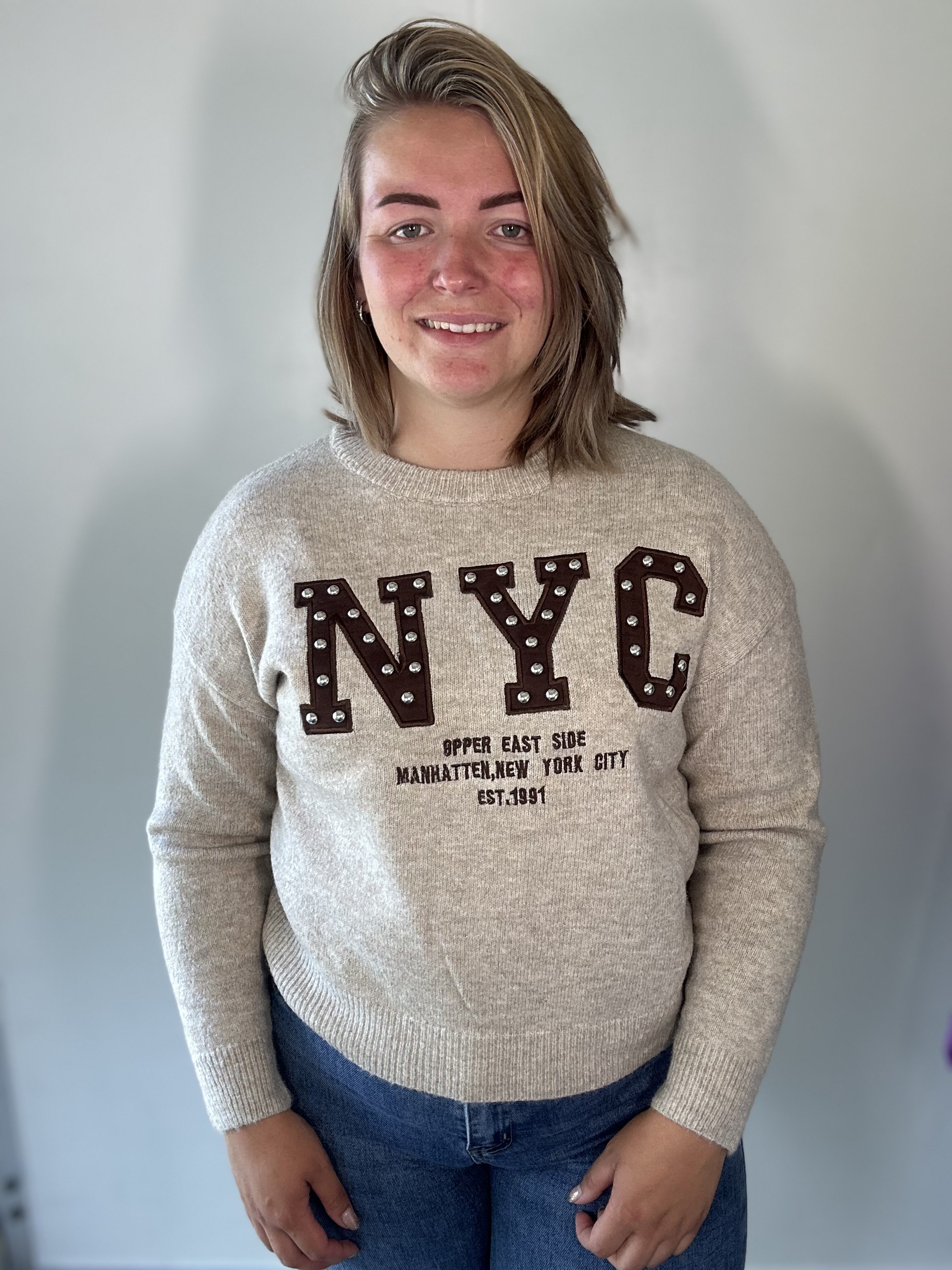 NYC Studs Sweater – beige